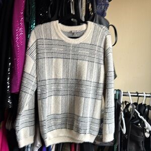 NWOT CYRUS SUPERSOFT SWEATER SZ SMALL WMNS